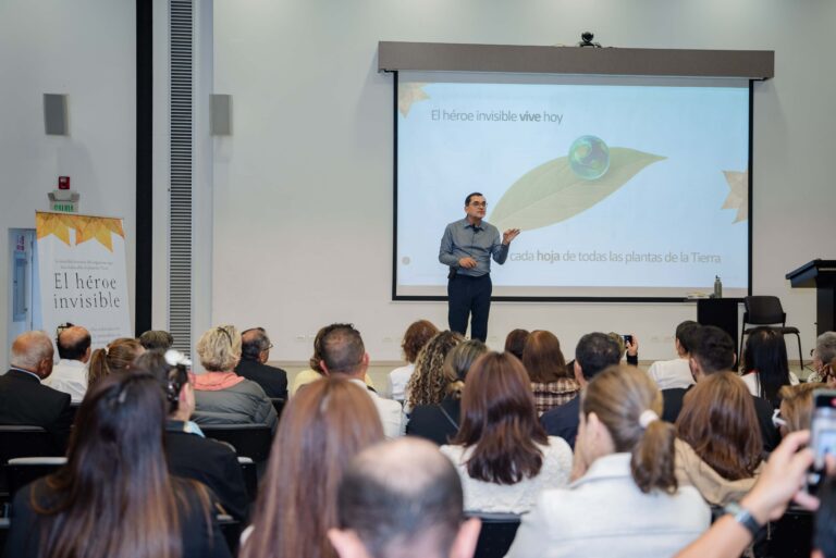 LANZAMIENTO LIBRO-137