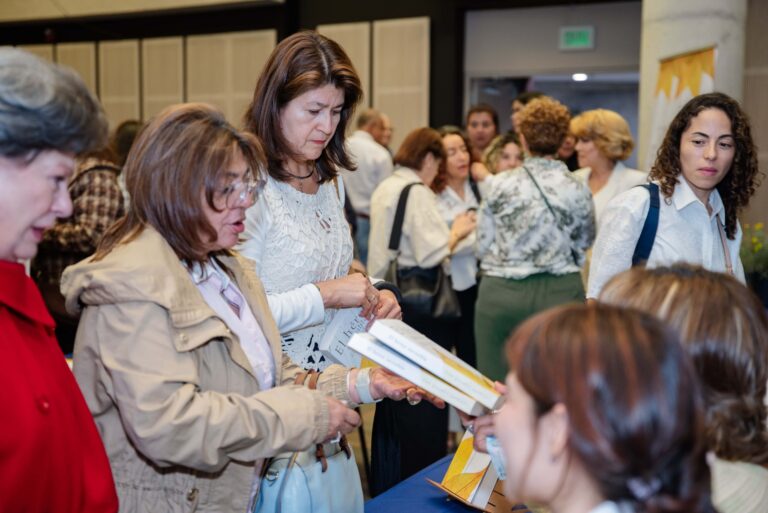 LANZAMIENTO LIBRO-173